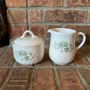 Corelle Coordinates Stoneware Callaway Creamer & Lidded Sugar Set